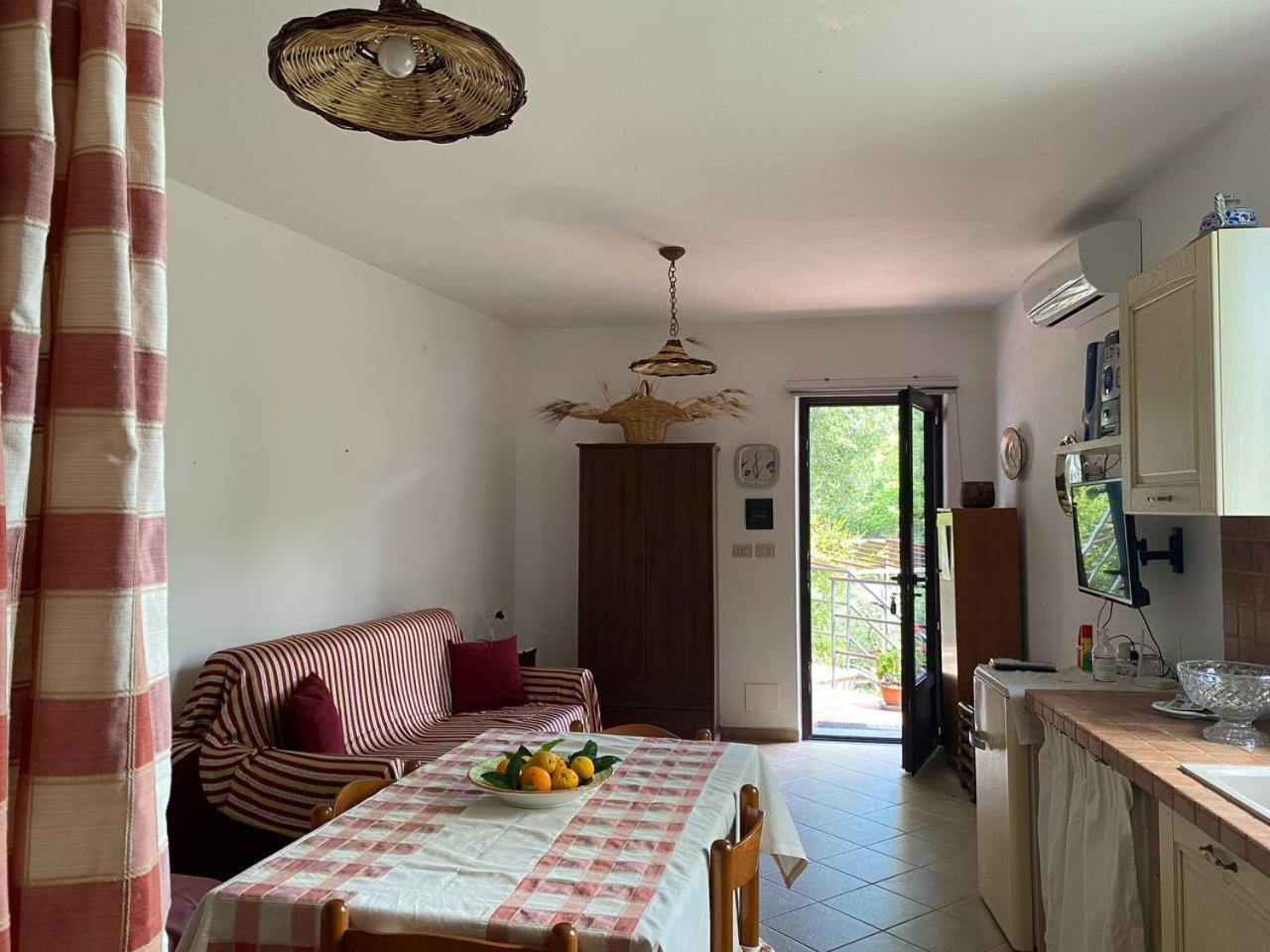 פיידימונטה אטנאו Agriturismo Etna-Mare מראה חיצוני תמונה